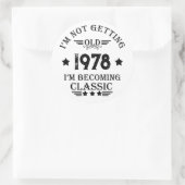 Personalisiertes Vintages Geburtstagsgeschenk schw Runder Aufkleber (Tasche)