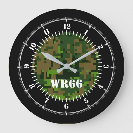Personalisiertes Waldland Grüne Camouflage auf Große Wanduhr (Vorderseite)