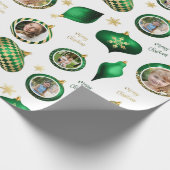 Personalisiertes Weihnachts-Grün-Foto Geschenkpapier (Ecke)