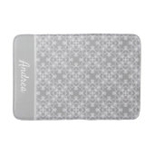 Personalisiertes weiß-graues Muster Badematte (Vorderseite)