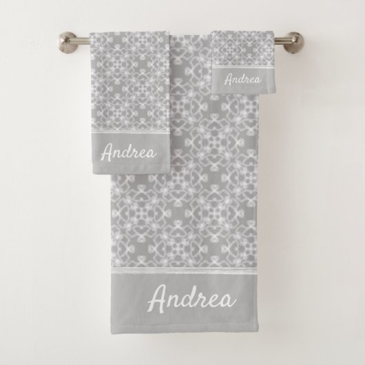 Personalisiertes weiß-graues Muster Badhandtuch Set (Insitu)
