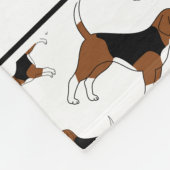 Personalisiertes weißes Beaglehundenamensmuster Fleecedecke (Ecke)