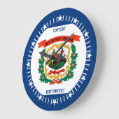 Personalisiertes West Virginia State Flag Design a Große Wanduhr (Winkel)