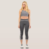 Personalisiertes White Gray Fun Comic Style Cat Th Capri Leggings (Vorderseite)