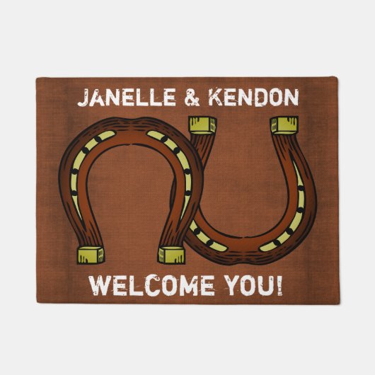 Personalisiertes "Willkommen" mit zwei Hufeisen Fußmatte (Vorderseite)