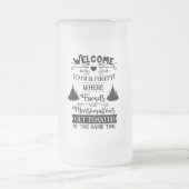 Personalisiertes Willkommen zu unserer Firepit Mattglas Bierglas (Mittel)