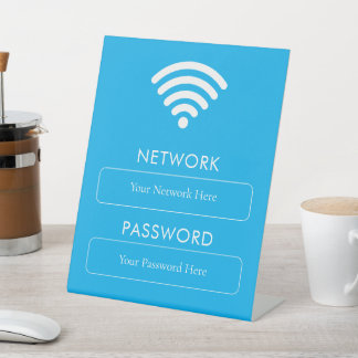 Personalisiertes WLAN-Passwort und Netzwerk Sockelschild