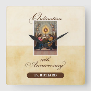 Personalize, 10th Ordination Anniversary Angels Quadratische Wanduhr