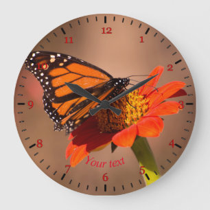 Personalize Monarch butterfly on tithonia flower Große Wanduhr