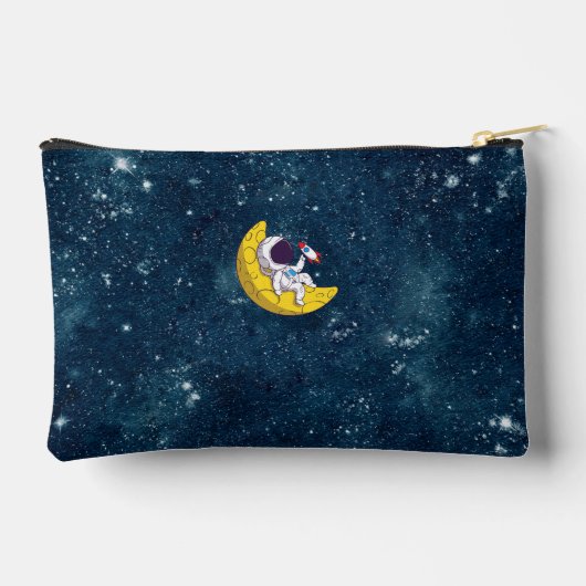 Personalized Astronaut on Moon with Rocket Zubehörtasche (Rückseite)