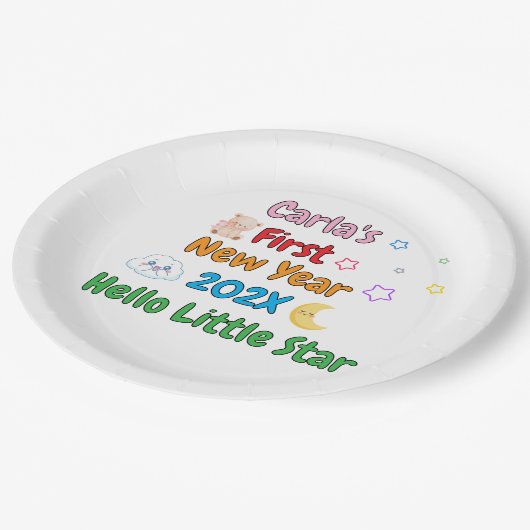 Personalized Baby’s First New Year – Cute Design Pappteller (Schrägansicht)
