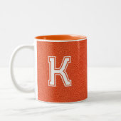 Personalized Basketball  Zweifarbige Tasse (Links)