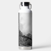 Personalized black and white Mountain adventure Trinkflasche (Vorderseite)
