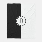 Personalized Black & White Geometric Design Fleece (Vorderseite)