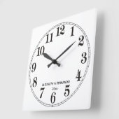 Personalized Black & White Quadratische Wanduhr (Winkel)