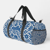 Personalized Blue Folk Floral Nordic Custom Duffle Bag (Rechte Ecke)