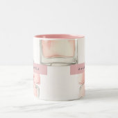 Personalized Blush Perfume Bottle Coquette Pattern Zweifarbige Tasse (Mittel)