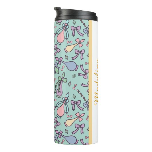 Personalized Bookish Girly Cute Bow Name Perfume Thermosbecher (Nach rechts gedreht)