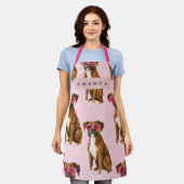 Personalized Boxer Dog with Pink Heart Glasses Schürze (Getragen)