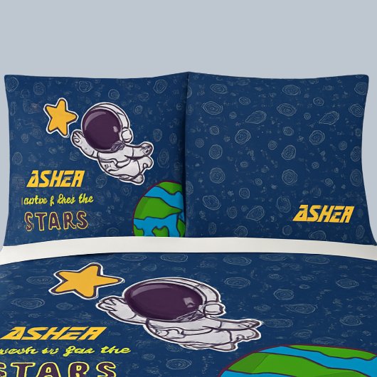 Personalized Boy Astronaut, Star & Space Explorer  Kissenbezug