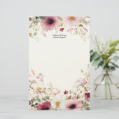 Personalized Burgundy Pink Wildflowers Florals  Briefpapier (Stehend Vorderseite)