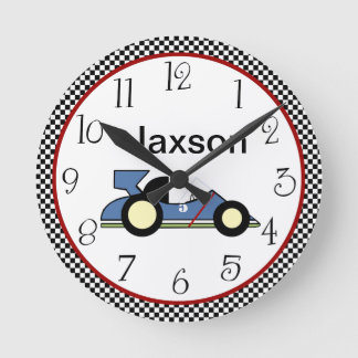 Personalized Checkerboard Race Car #2 Clock Runde Wanduhr