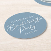 Personalized Chic Dusty Blue Bachelorette Party Runder Pappuntersetzer (Angewinkelt)