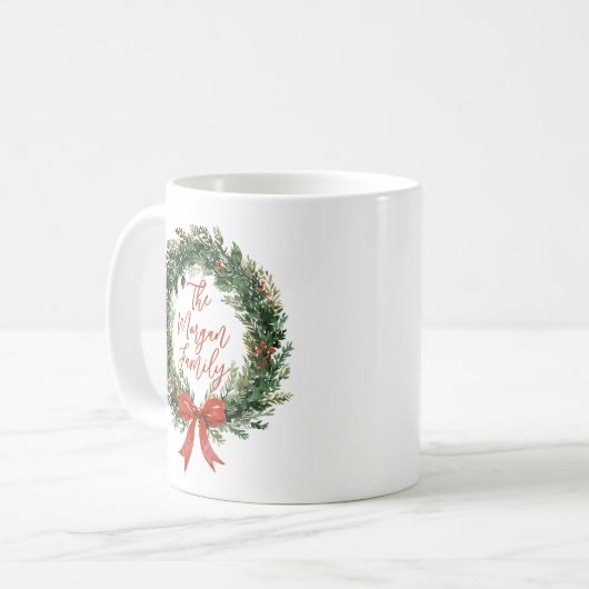 Personalized Christmas Wreath Family Name Holiday Kaffeetasse (Vorderseite Links)