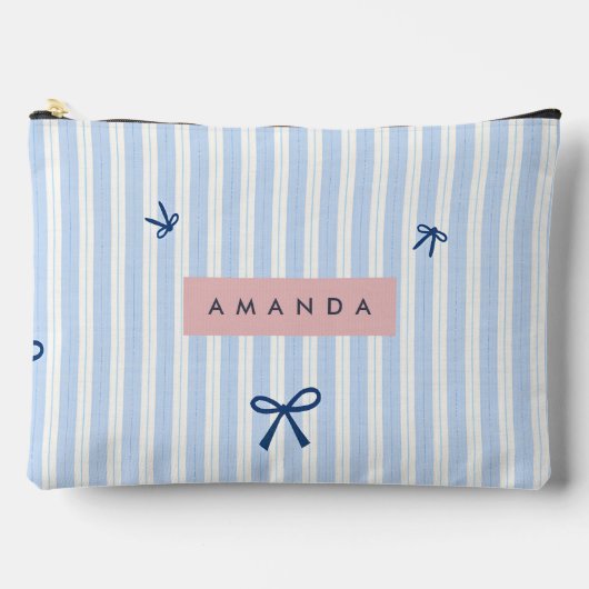Personalized Classic Blue Pastel Striped Bow Zubehörtasche (Vorderseite)