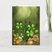 Personalized Clovers n Leprechaun Gnomes Birthday Karte (Rückseite)