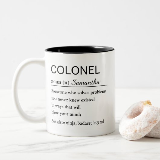 Personalized Colonel Dictionary Definition Zweifarbige Tasse (Mit Donut)