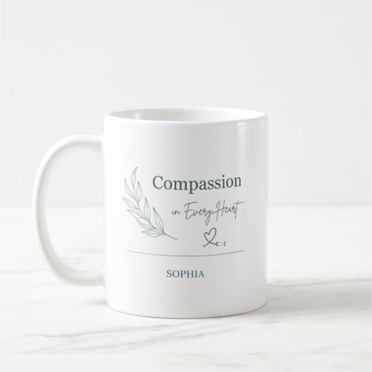 Personalized Compassion in Every Heart Botanical Kaffeetasse (Links)
