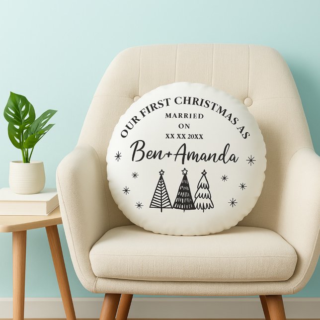 Personalized Couple Photo and Text Rundes Kissen (Von Creator hochgeladen)