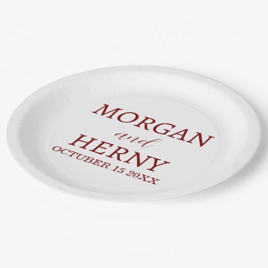 Personalized Custom Name Stylish Minimal Wedding Pappteller (Schrägansicht)
