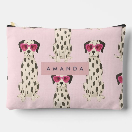 Personalized Dalmatian Dog with Pink Heart Glasses Zubehörtasche (Vorderseite)