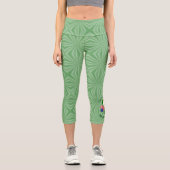Personalized Denmark Ireland USA Shamrock Capri Leggings (Vorderseite)