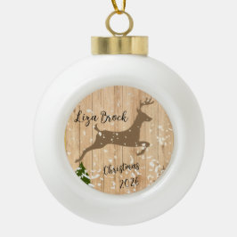 Personalized doe Christmas bauble wooden backgroun Keramik Kugel-Ornament