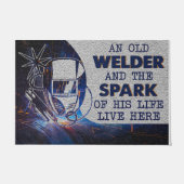Personalized Doormat, An Old Welder And His Spark Fußmatte (Vorderseite)