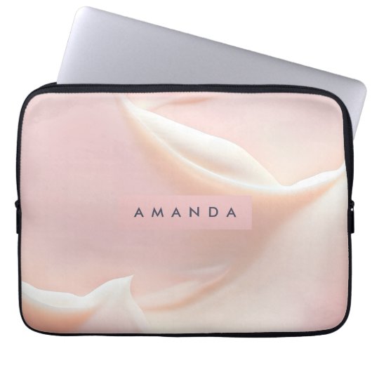 Personalized Elegant Soft Blush Satin Abstract Laptopschutzhülle (Vorderseite)