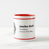 Personalized Firefighter Dad Name Thin Red Line Zweifarbige Tasse (Mittel)