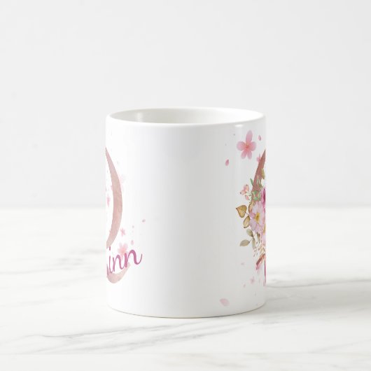 Personalized Floral Initial Mug – Letter Q Kaffeetasse (Mittel)
