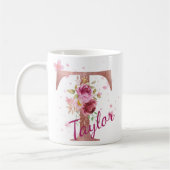 Personalized Floral Initial Mug – Letter T Kaffeetasse (Links)