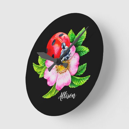 Personalized Floral Ladybug Runde Wanduhr (Winkel)