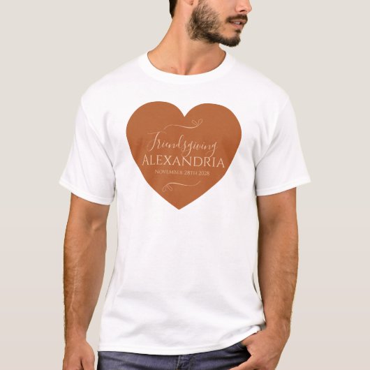 Personalized Friendsgiving Heart Party Favor T-Shirt (Vorderseite)