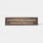 Personalized Funny Wood Paneling Overthinker Schreibtischnamensplakette (Vorderseite )