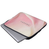 Personalized Gentle Pink Silk Wave Design Laptopschutzhülle (Vorne Knopf)