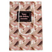 Personalized Gift Bag Rose Gold and Black Wrap Mittlere Geschenktüte (Rückseite)