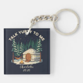 Personalized Glamping Yurt Adventure Retro Camping Schlüsselanhänger (Rückseite)