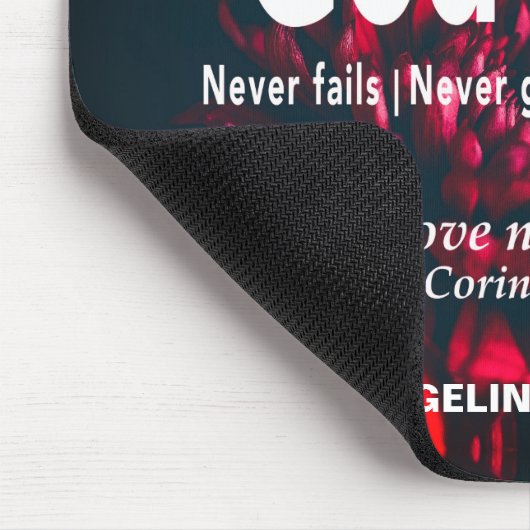 Personalized GOD'S LOVE NEVER FAILS Christian Mousepad (Ecke)