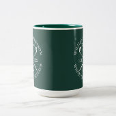 Personalized Golf Hole in One Emerald Green Zweifarbige Tasse (Mittel)